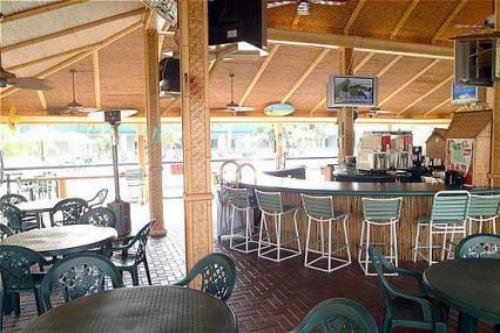 Holiday Inn Ft. Myers Beach 004